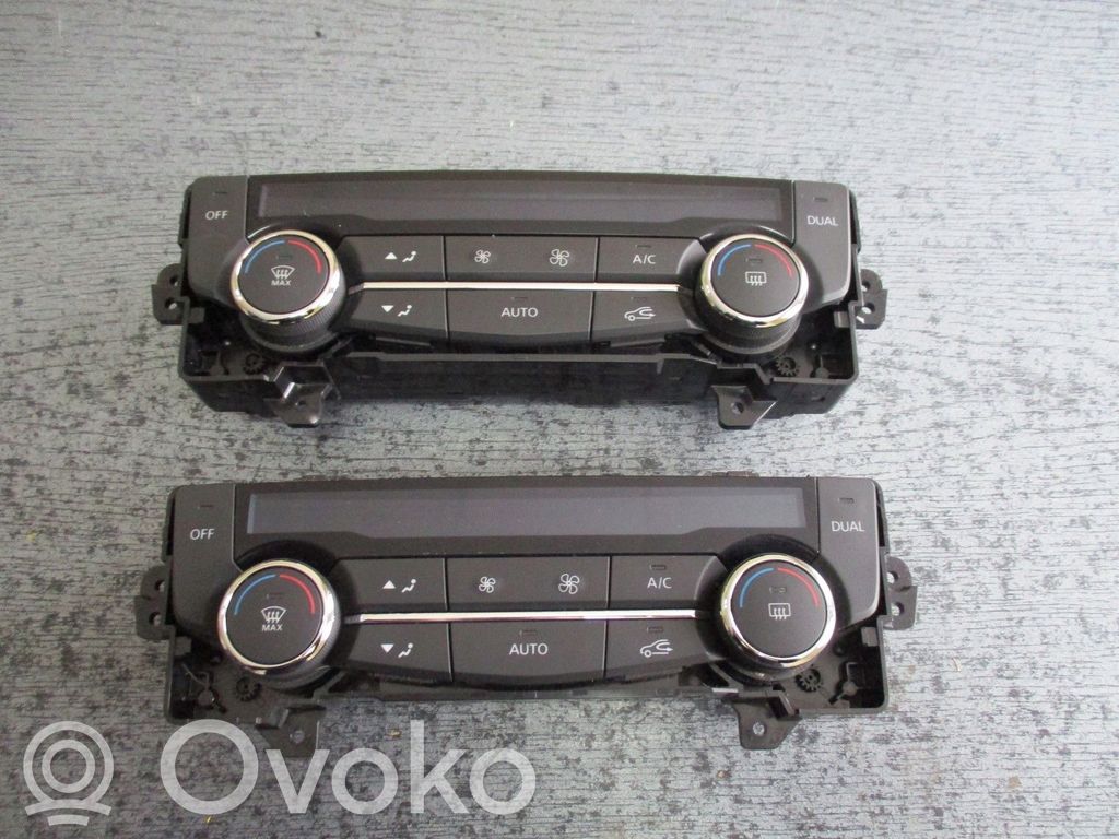 Renault Kadjar Central console control unit 