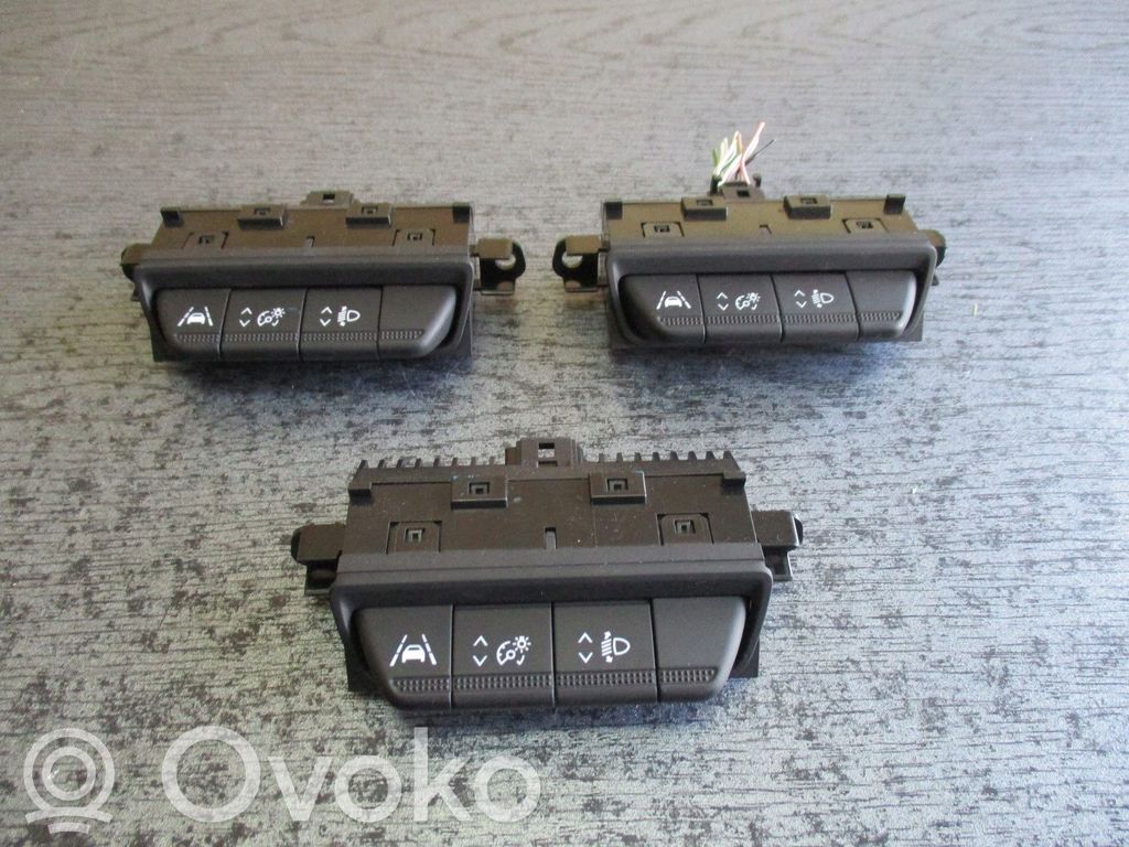 Renault Captur Other engine bay part 