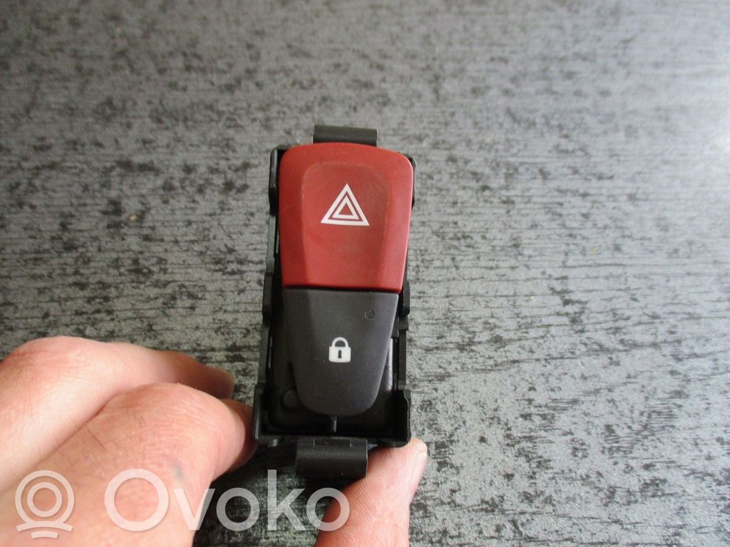 Renault Mégane Renault Sport III (IV Based) Cita veida dzinēja nodalījuma detaļa 