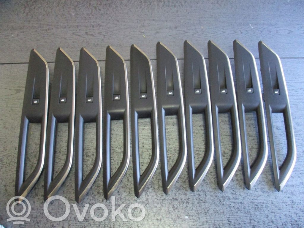 Peugeot Partner III Otros repuestos del interior 