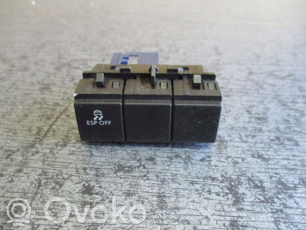 Peugeot 508 Central console control unit 