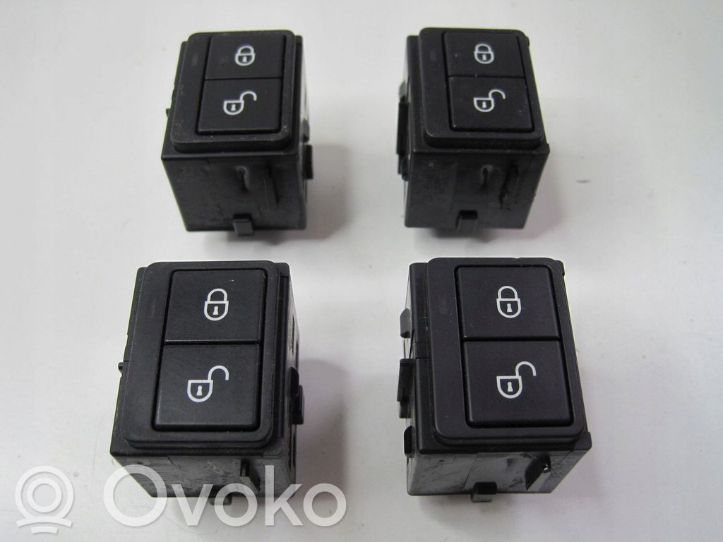 Konsola środkowa / Panel sterowania   FK7214017BB