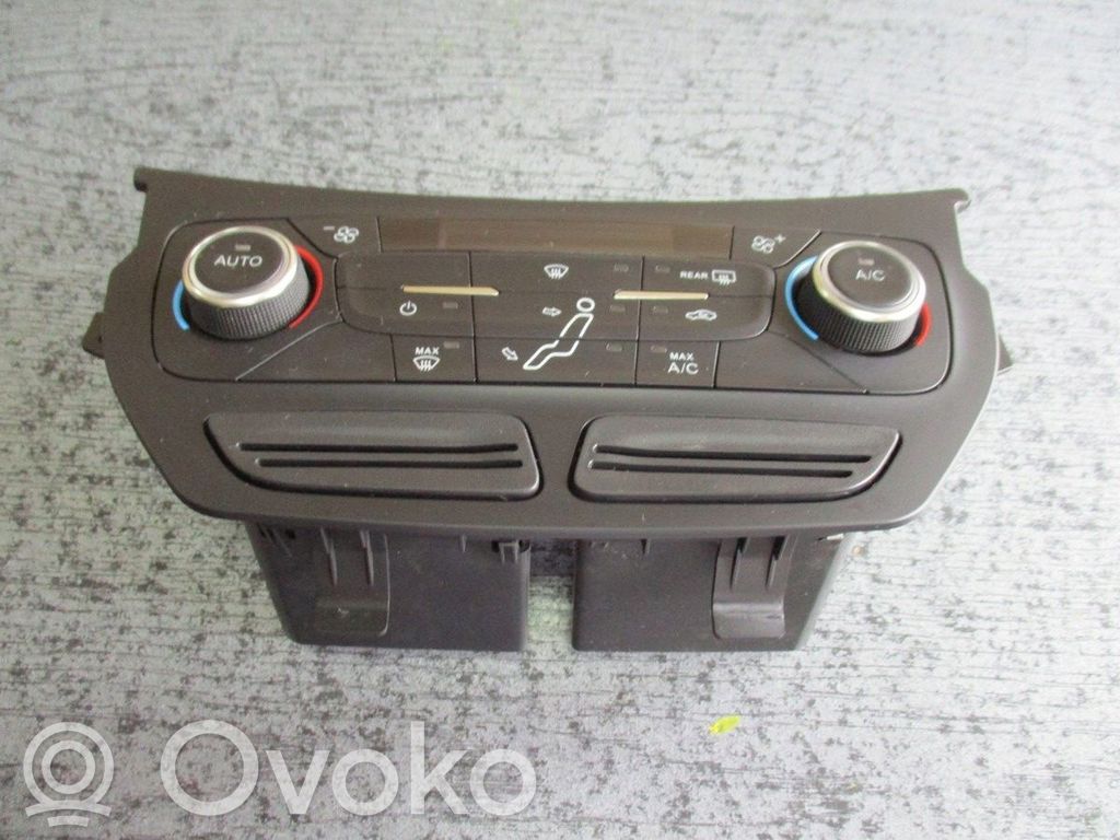 Ford Focus Central console control unit 