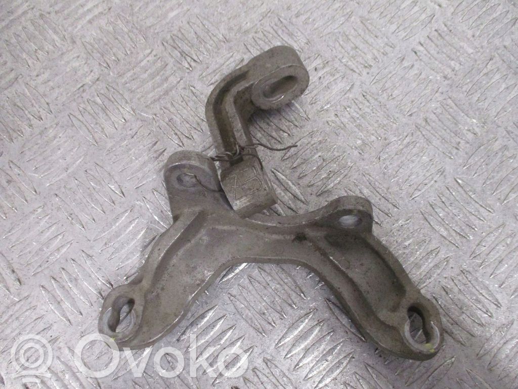 Engine mount bracket   96625076
