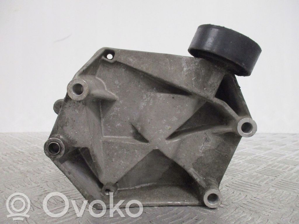 Engine mount bracket   55187675
