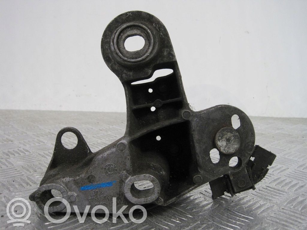 Audi A3 S3 A3 Sportback 8P Engine mount vacuum valve 