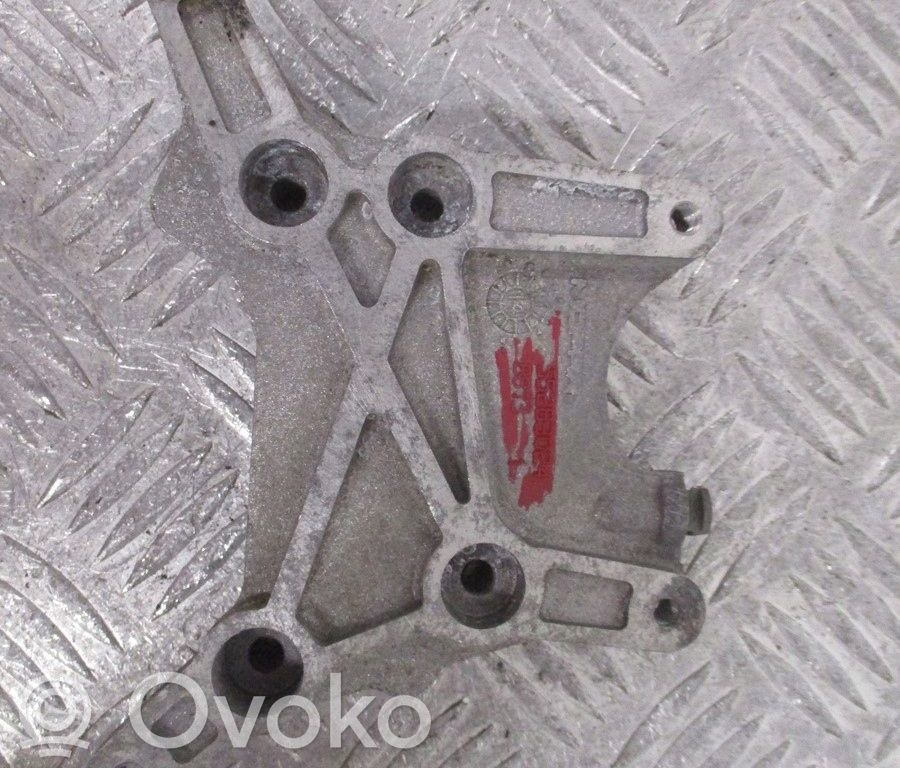 Fiat Doblo Engine mount bracket 