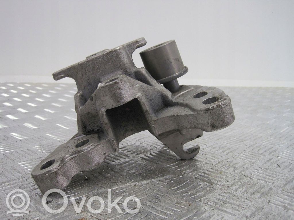 Land Rover Discovery Sport Gearbox mounting bracket 