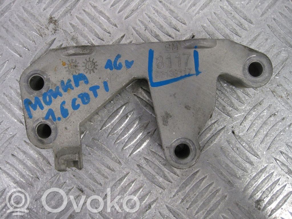 Opel Mokka Engine mount vacuum valve 