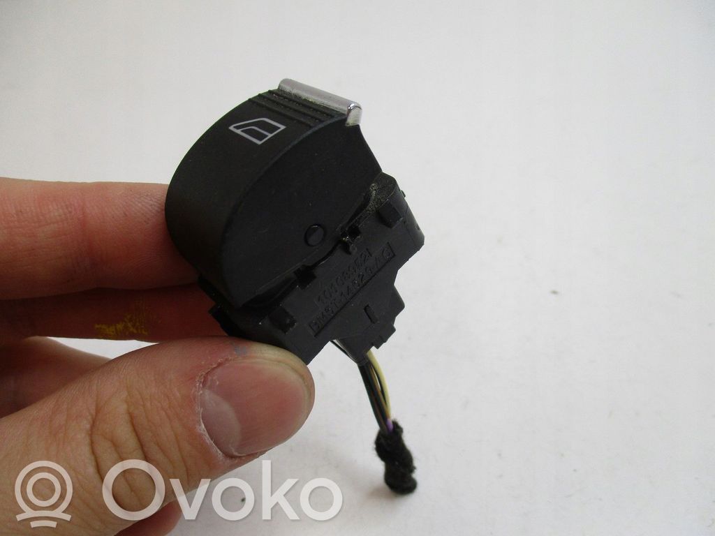 Ford Transit -  Tourneo Connect Central console control unit 