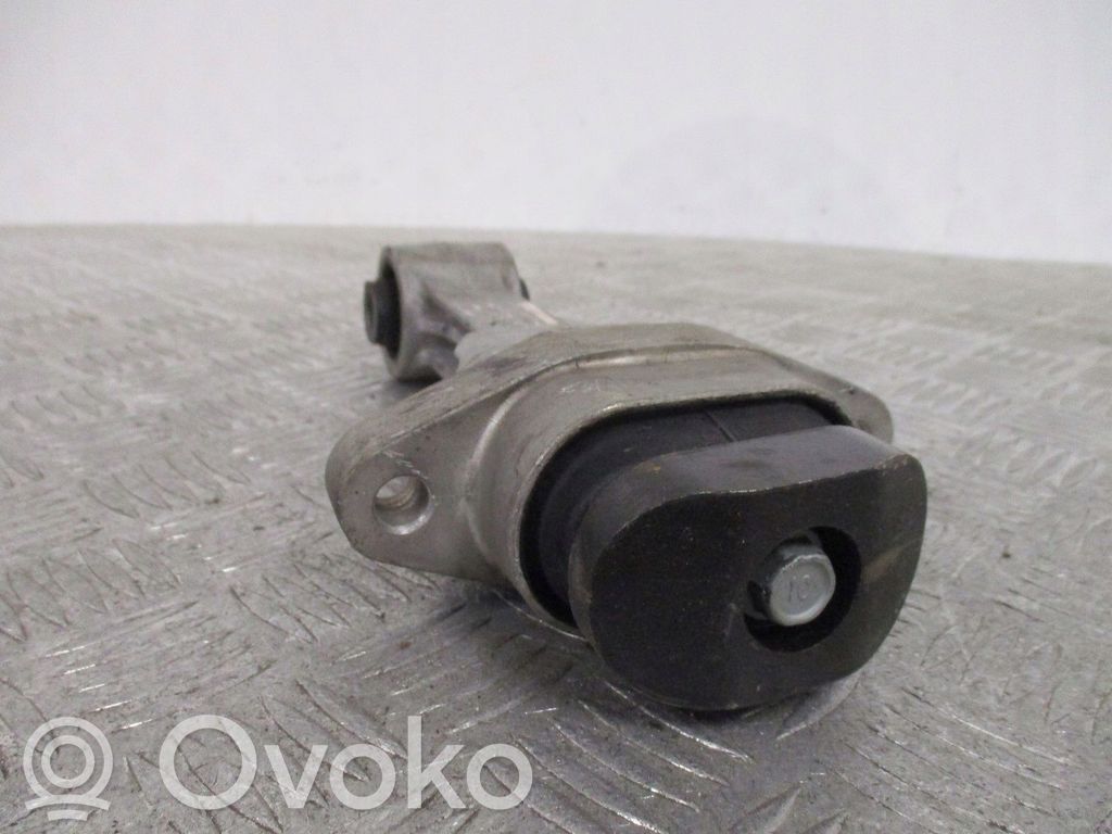 KIA Xceed Engine mount bracket 