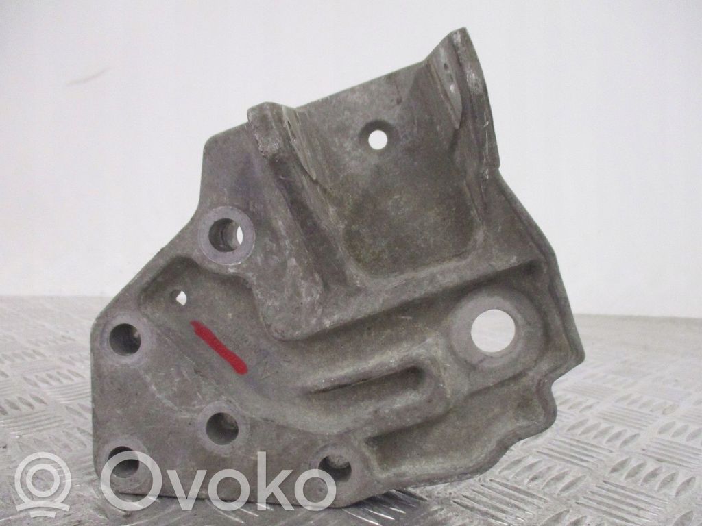 Peugeot Partner III Engine mount bracket 