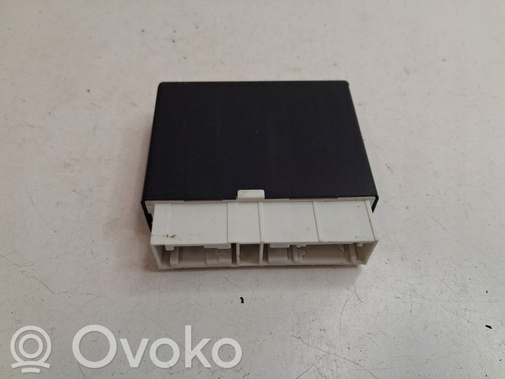 Mini One - Cooper Clubman R55 Central body control module 