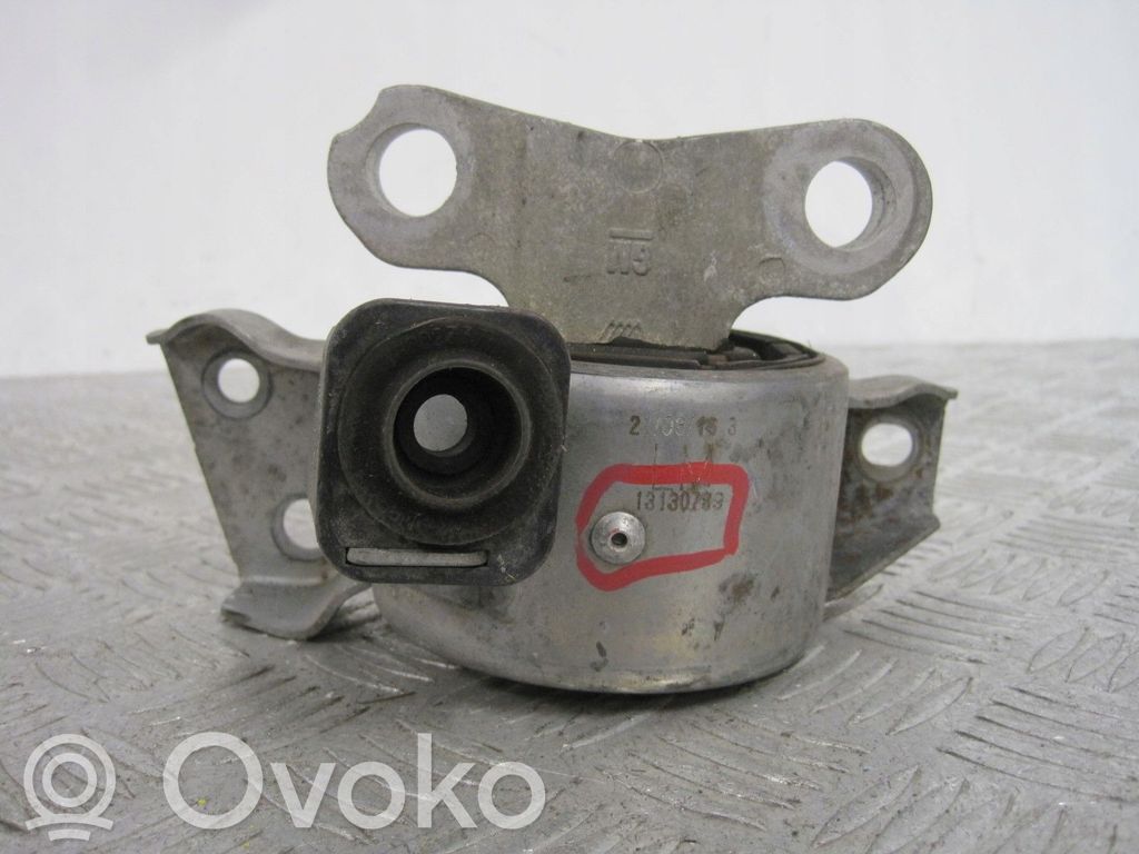 Opel Adam Engine mount vacuum valve 