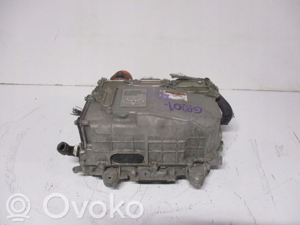 Toyota Yaris Falownik / Przetwornica napięcia 