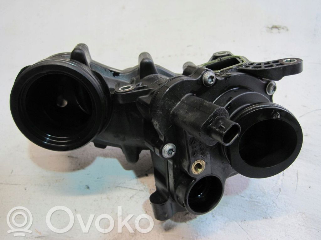 Audi A3 S3 A3 Sportback 8P Termostatas/ termostato korpusas 