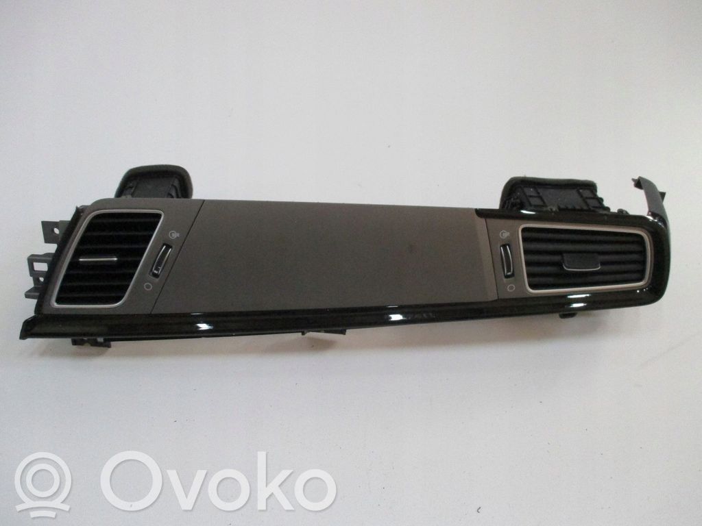 KIA Niro Verkleidung Radio / Navigation 