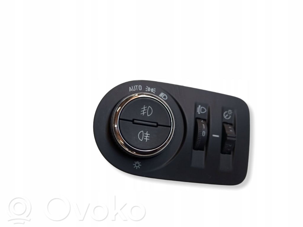 Opel Crossland X Unidad de control de la consola central 