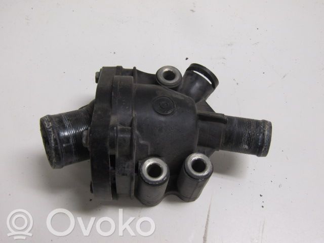 Volvo V50 Termostats / termostata korpuss 