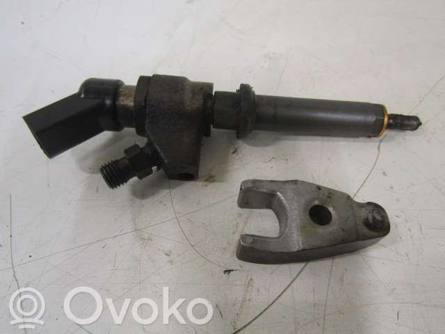 Inyector de combustible   1980FO,9652173780