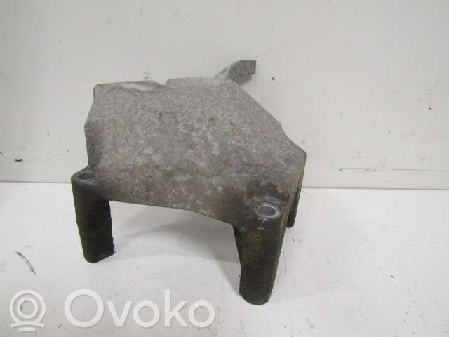 Engine mounting bracket   13248477