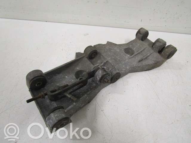 Volvo 740 Generator/alternator bracket 