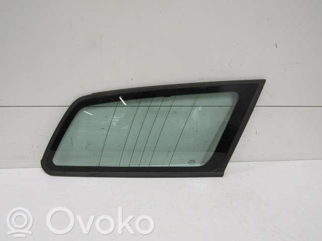 Volvo V50 Rear side window 