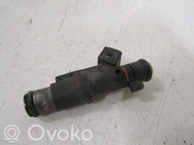 Peugeot 407 Inyector de combustible 