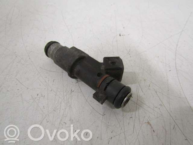 Peugeot 407 Inyector de combustible 
