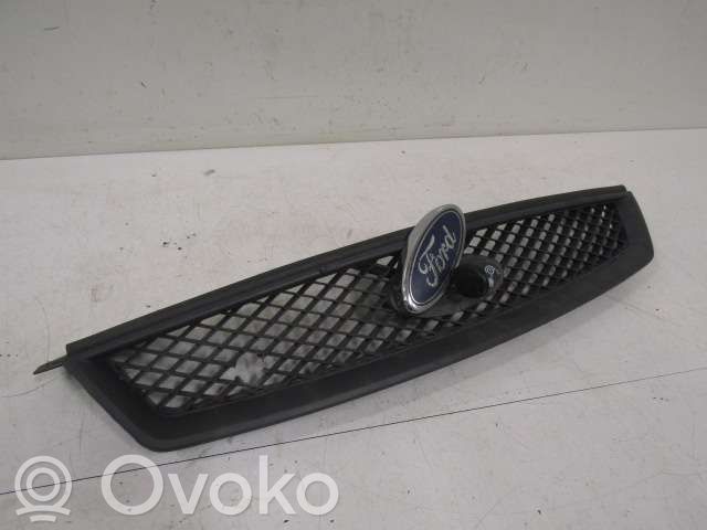 Ford Focus Front bumper lower grill 