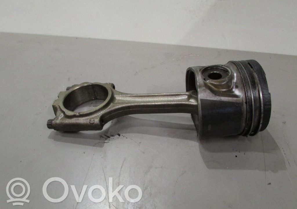 Piston   8631505,30750678