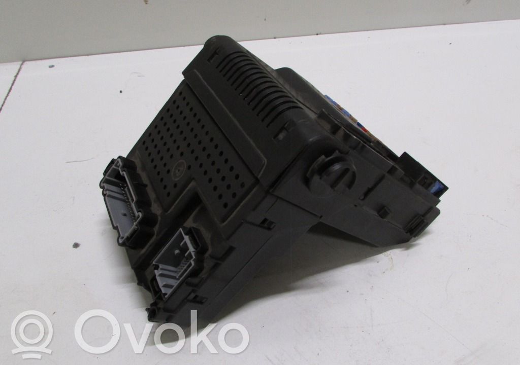 Volvo V70 Módulo de fusible 