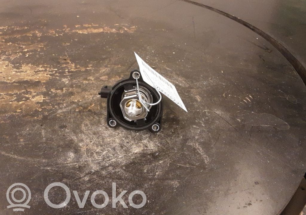 Opel Astra J Termostats / termostata korpuss 
