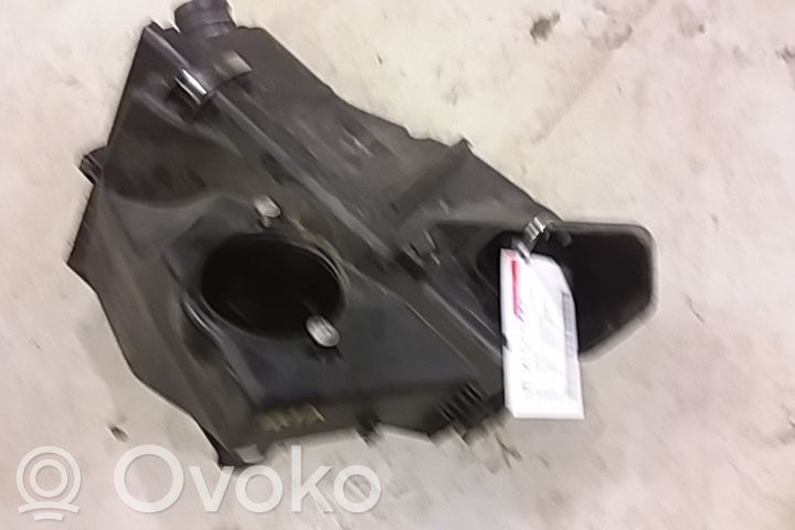 Ilmansuodattimen kotelo   13717797460