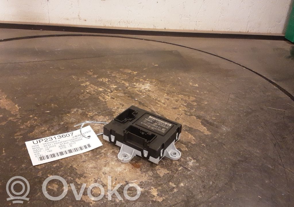 Mukavuusmoduuli   9G9T14B533TC