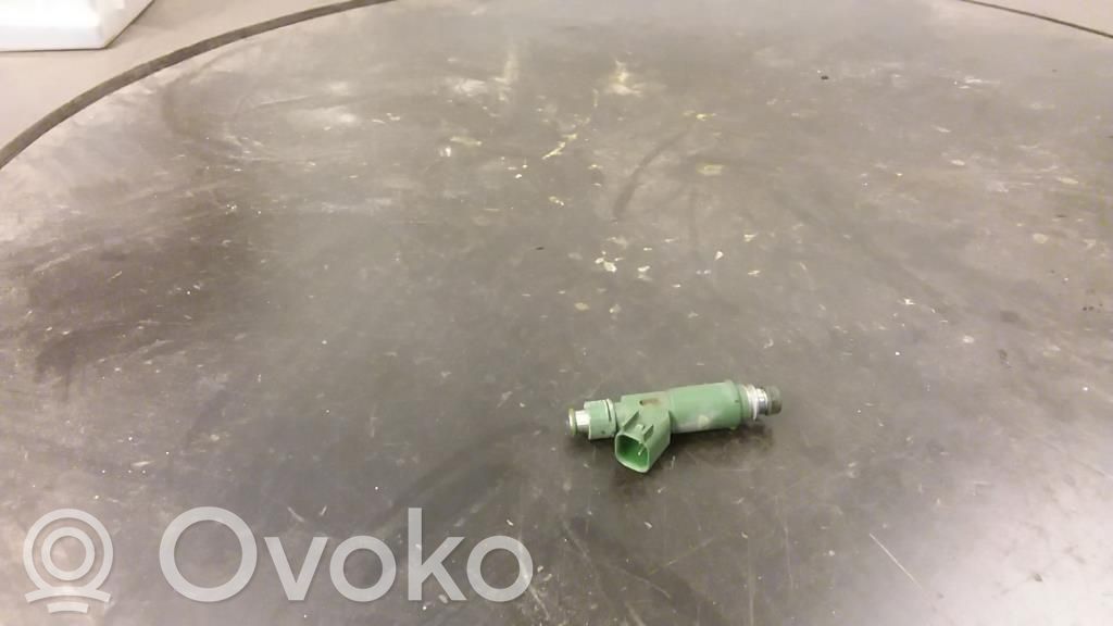 Volvo V70 Fuel injector 