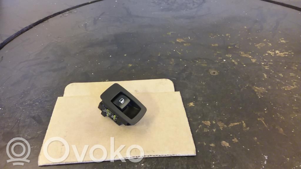 Electric window control switch   15939900