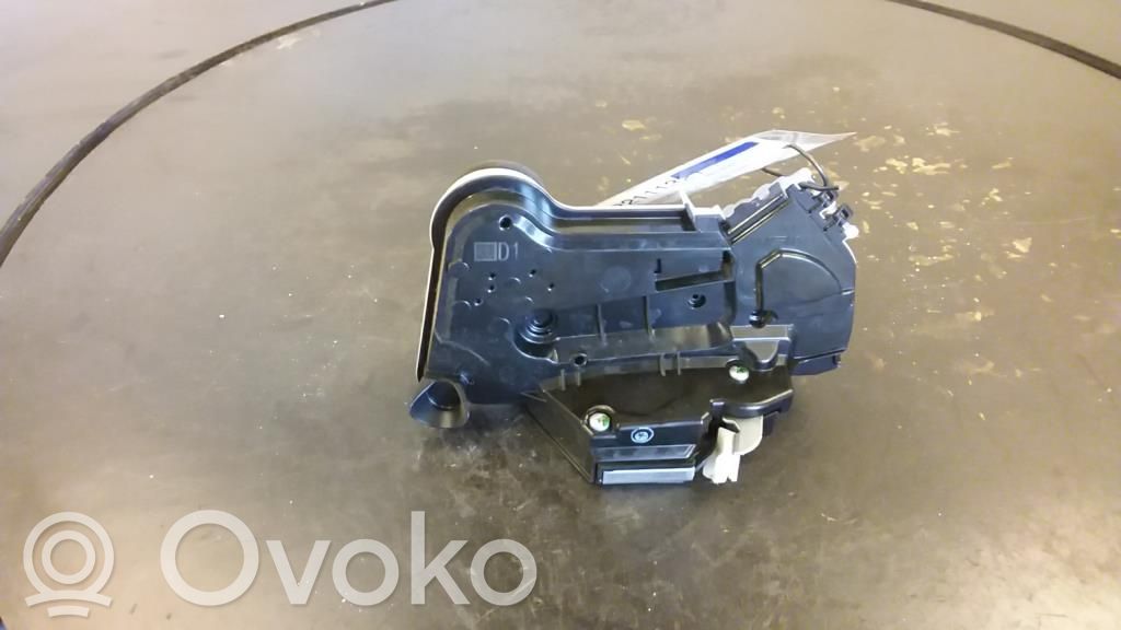 Motor de bloqueo de puertas   B000961880