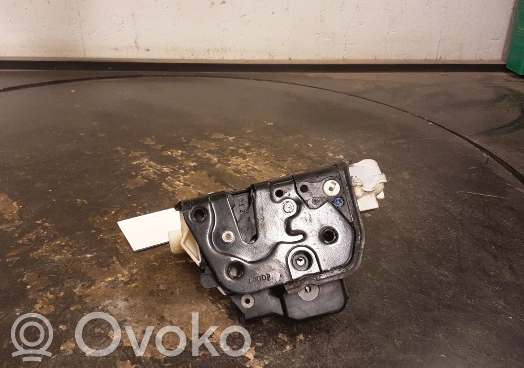 Motor de bloqueo de puertas   4F0839016