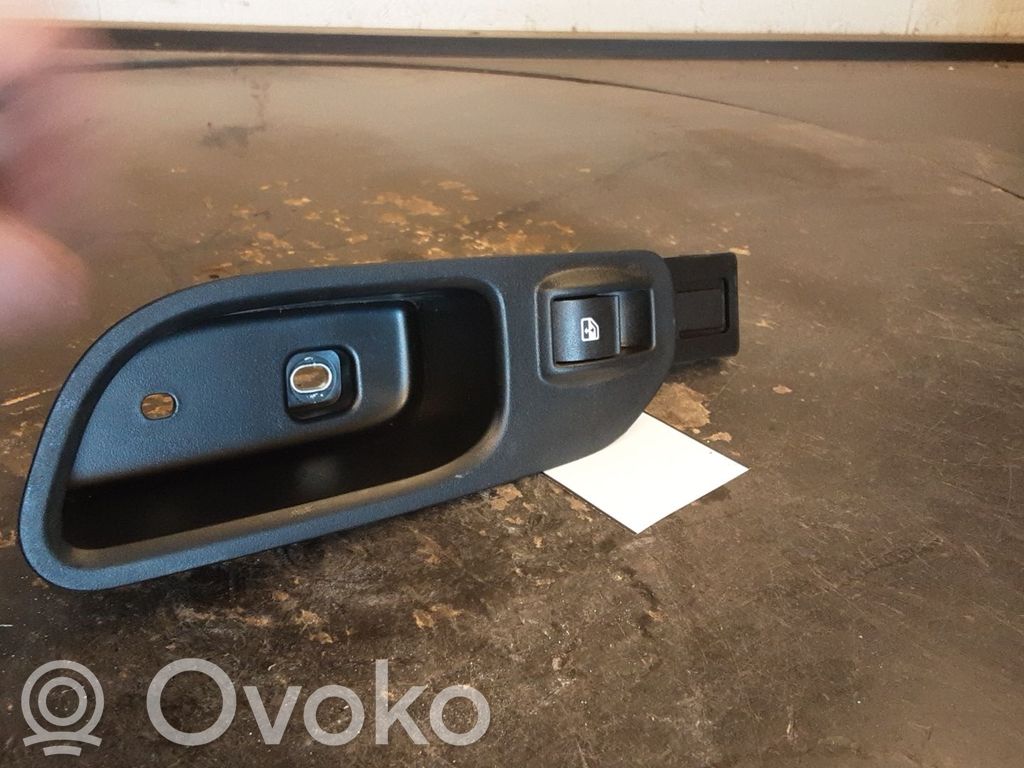 Electric window control switch   0000735631464