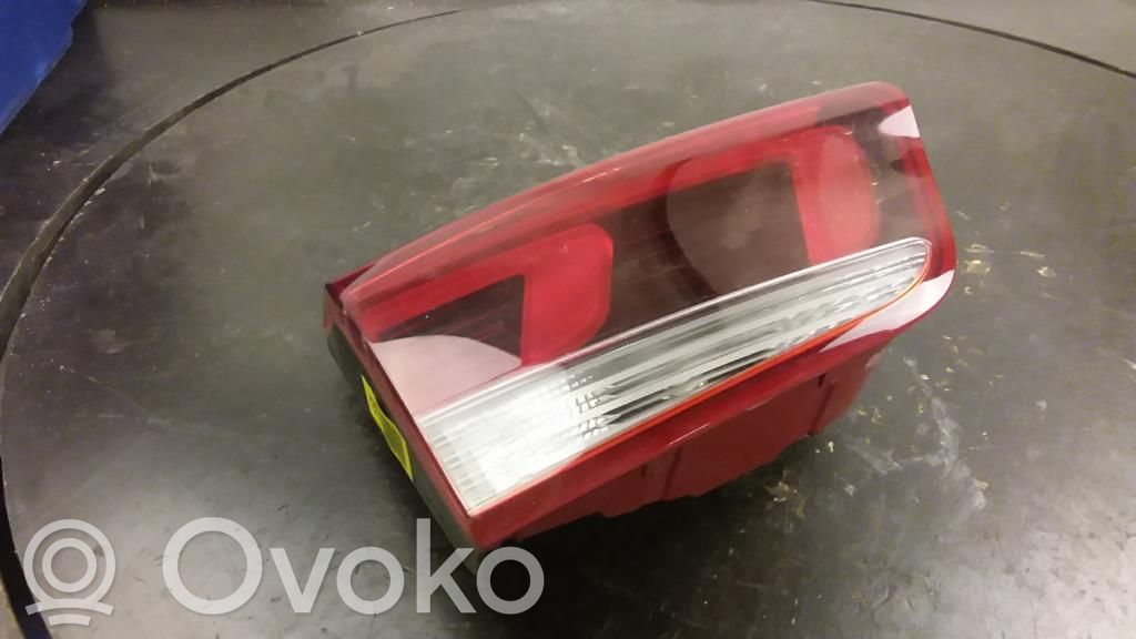 Takavalot   92404H8210