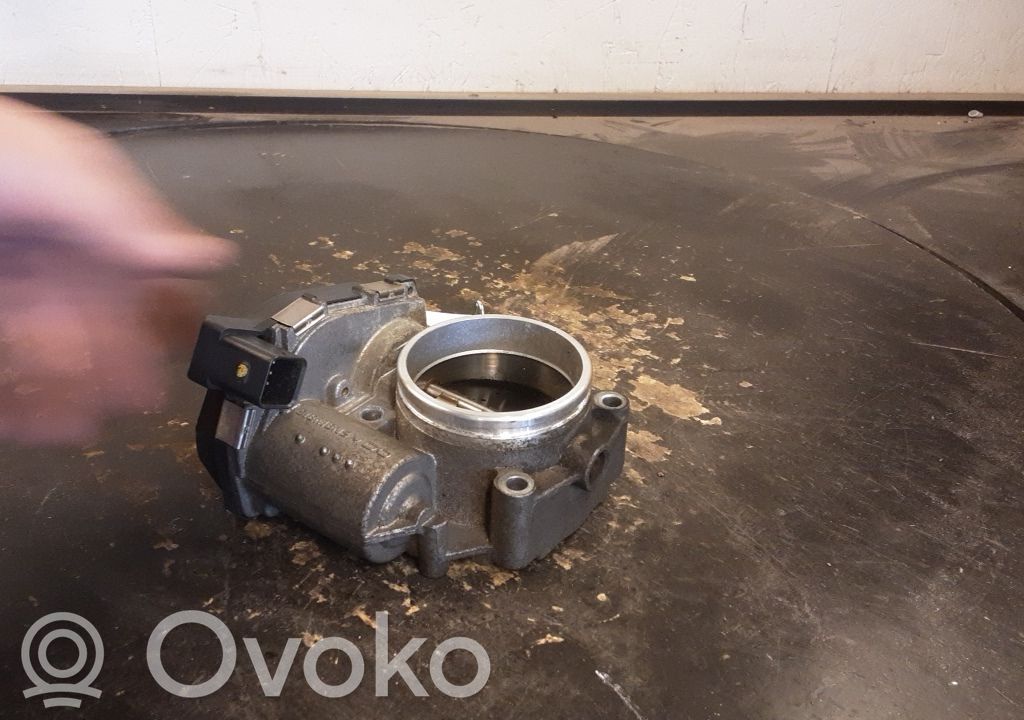 Throttle valve   7561066