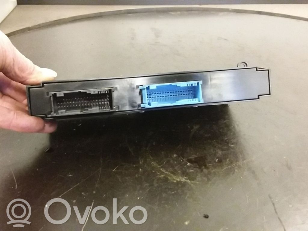 Mukavuusmoduuli   913448301,913448301