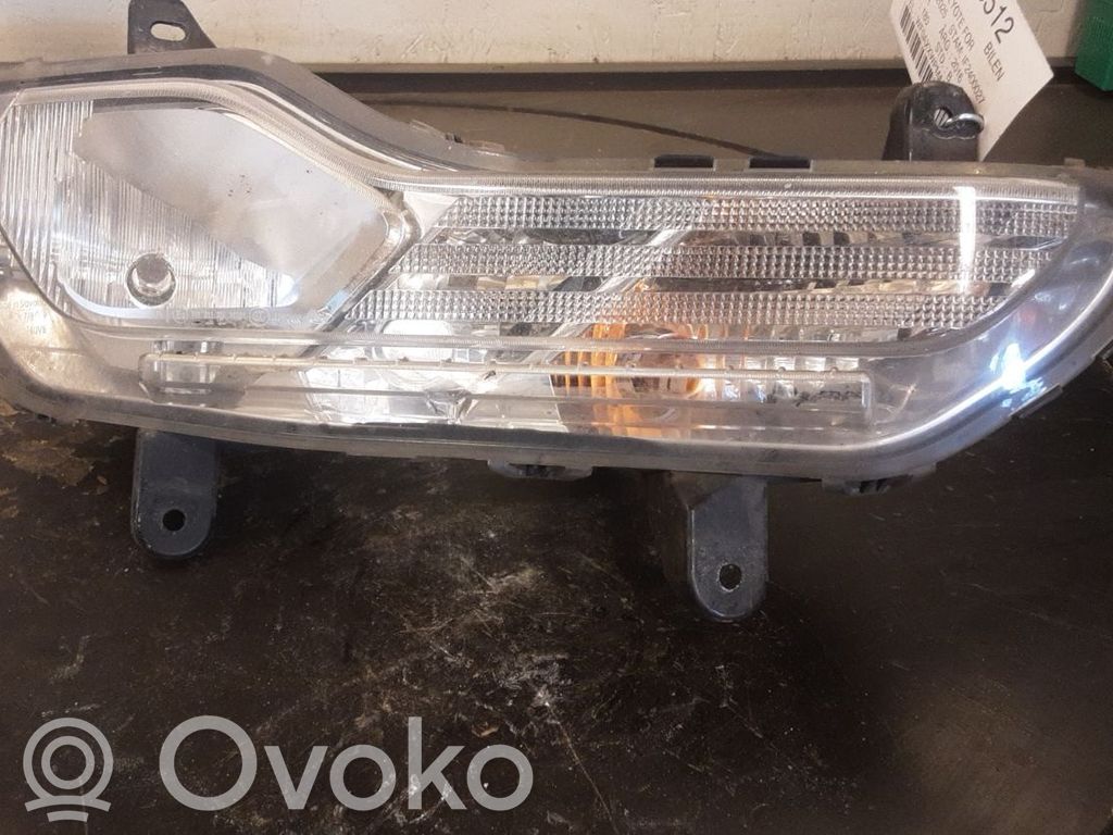 Ford Kuga I Etusumuvalo 