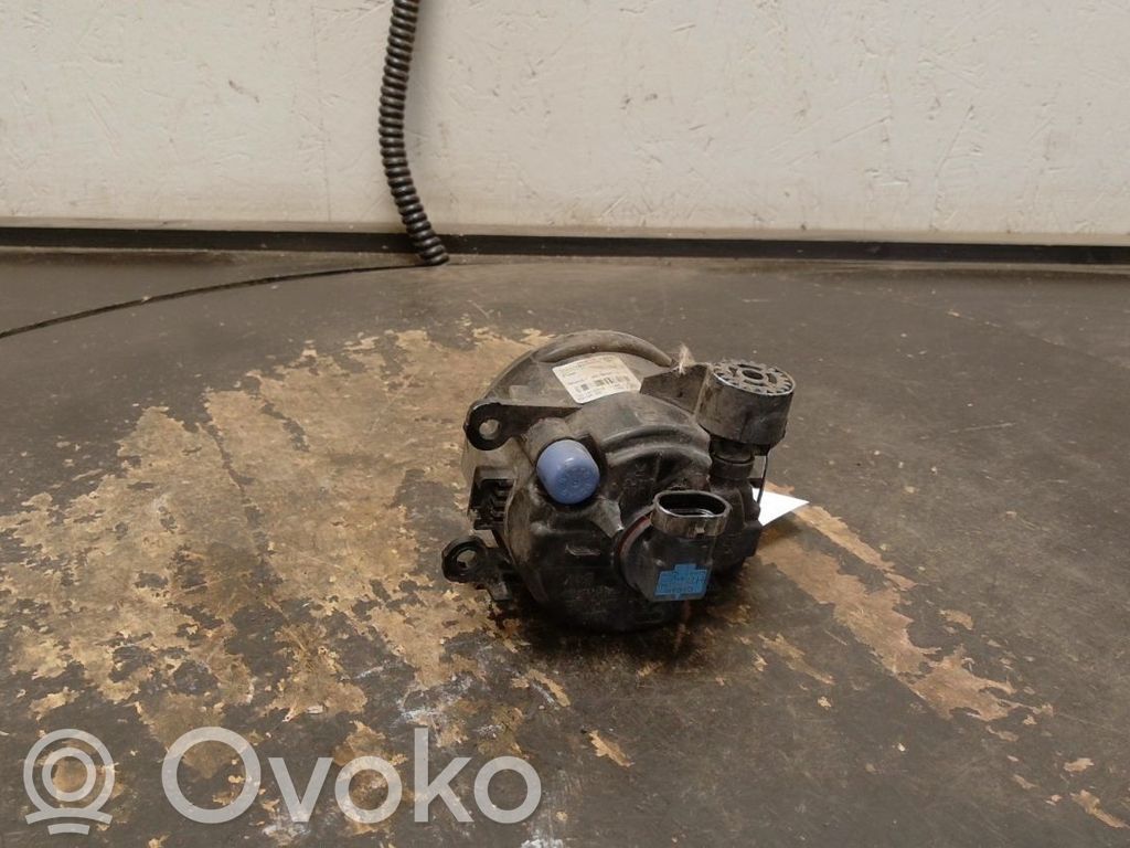 Miglas lukturis priekšā   261503971R