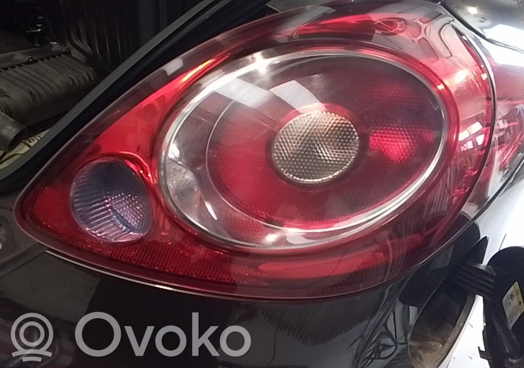 Rear/tail lights   1579394