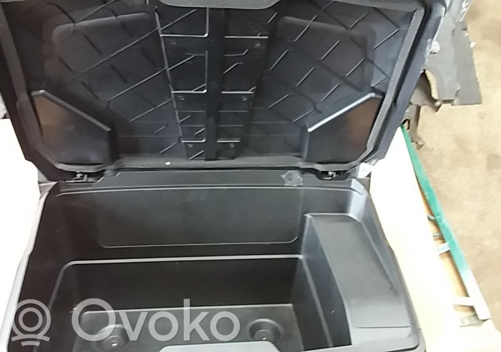 Панель радиаторов   86711CV000