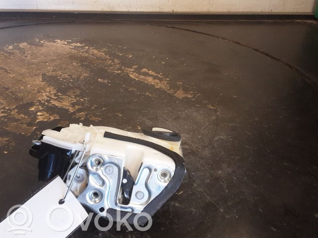 Motor de bloqueo de puertas   8231062R17000