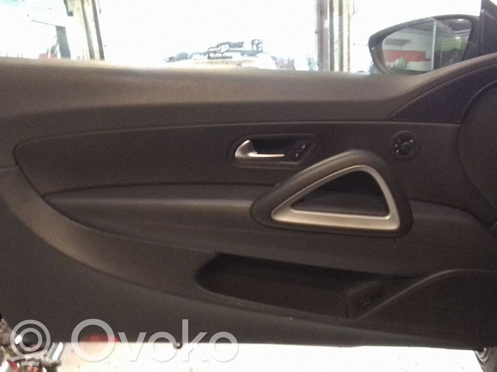 Volkswagen Scirocco Revestimiento de puerta delantera 