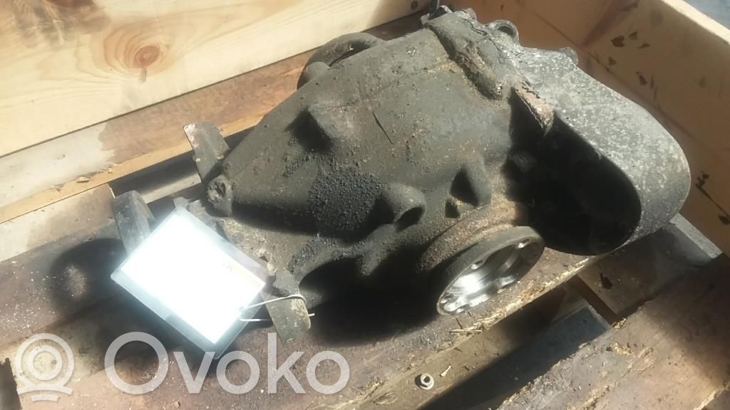 Hinterachsdifferential   33107591017